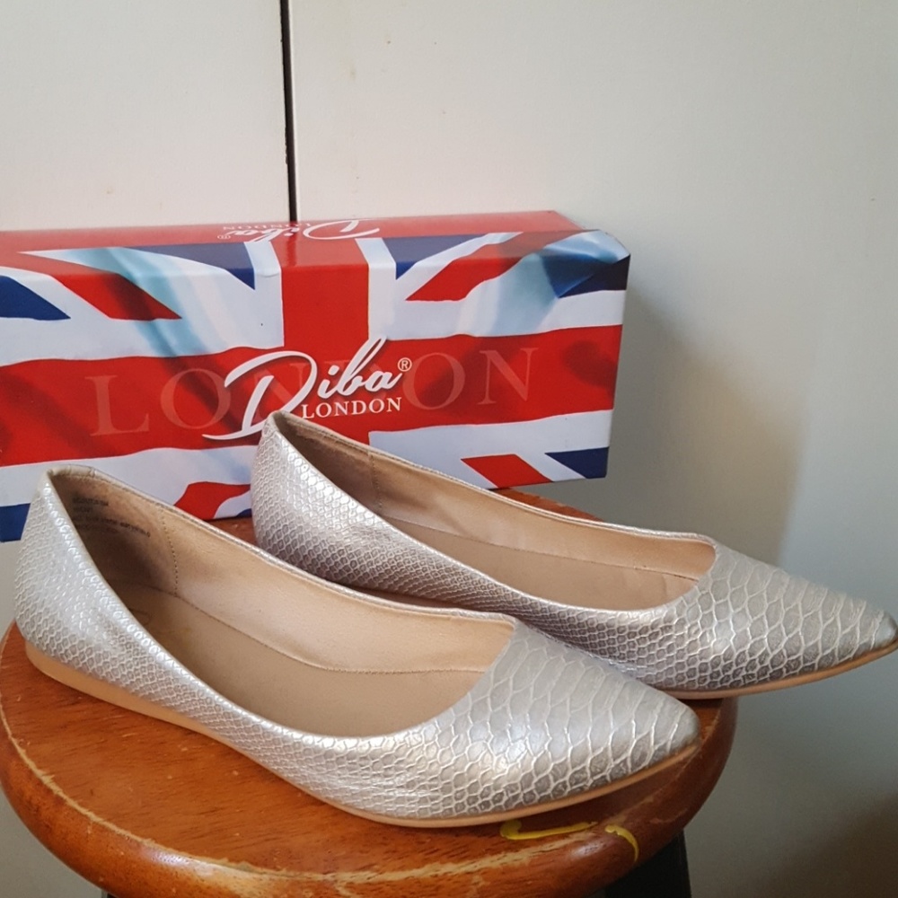 Flat Shoes